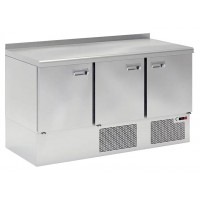 Стол морозильный LARK GNE 111/BT